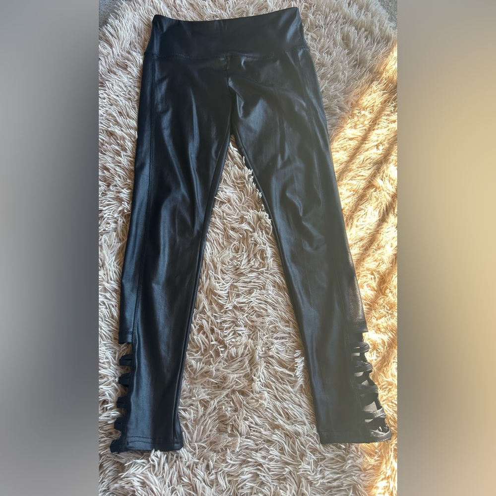 Zara Black Ankle Pants with Cutout Detail